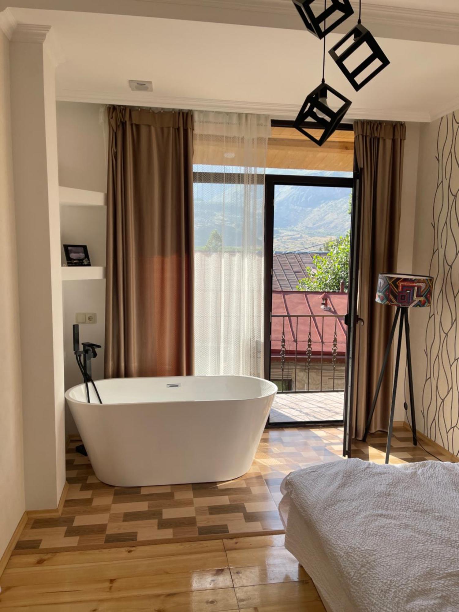 Sunny Guesthouse 카즈베기 외부 사진